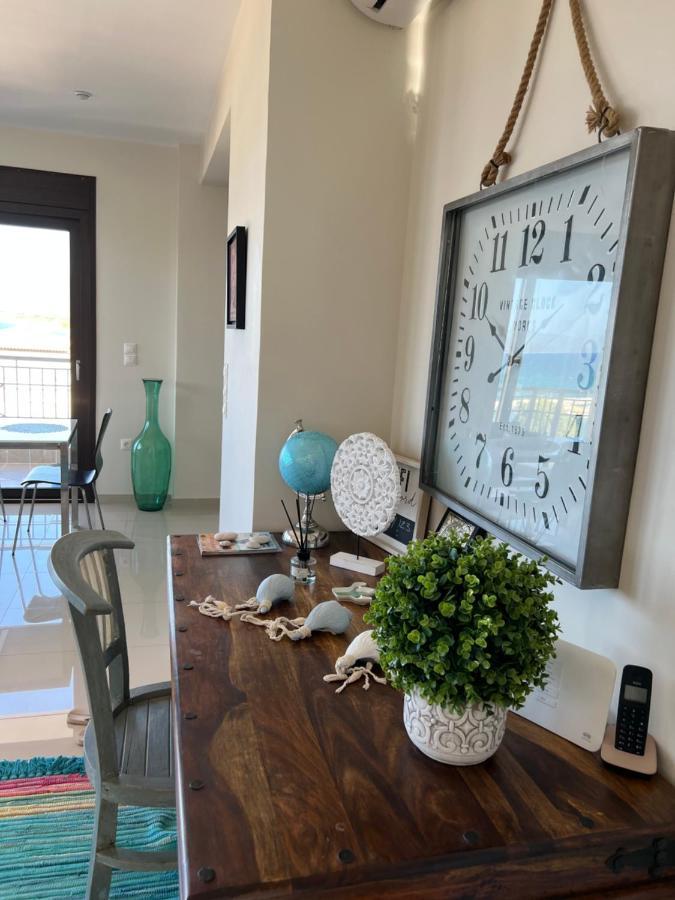 Ferienwohnung Magical Seaside Town Boutique Apts 2 Kyparissia Exterior foto