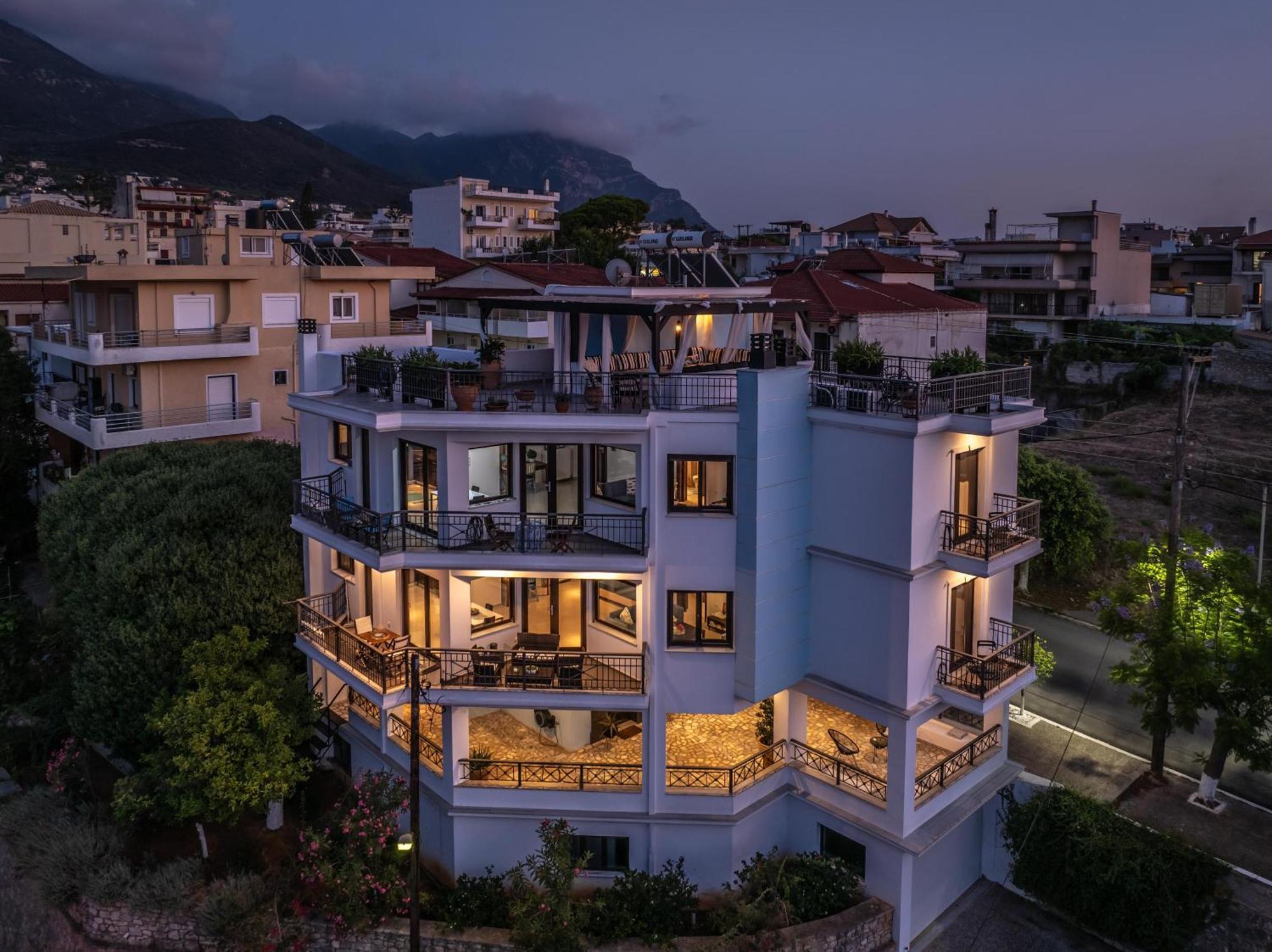 Magical Seaside Town Boutique Apts 2 Kyparissia Exterior foto